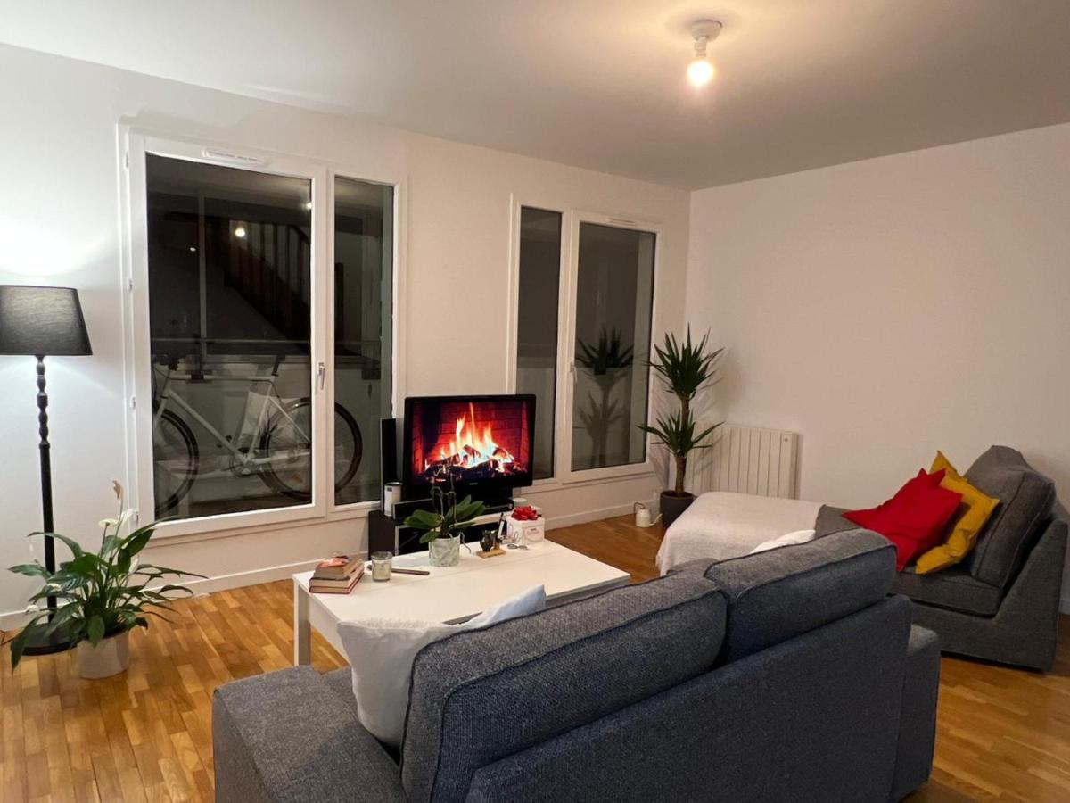Entire Apartment With Terrace Parijs Buitenkant foto
