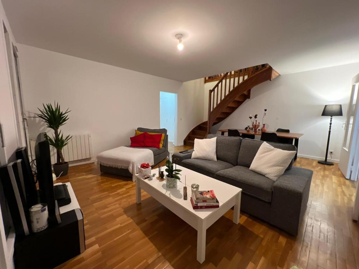 Entire Apartment With Terrace Parijs Buitenkant foto